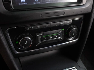 Лифтбек Skoda Superb 2013 года, 934000 рублей, Воронеж