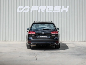 Универсал Volkswagen Golf 2018 года, 1374000 рублей, Краснодар
