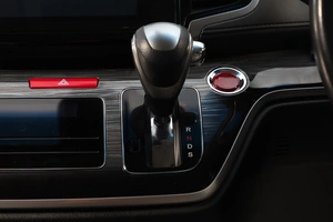 Минивэн Honda Odyssey 2016 года, 2059000 рублей, Новосибирск