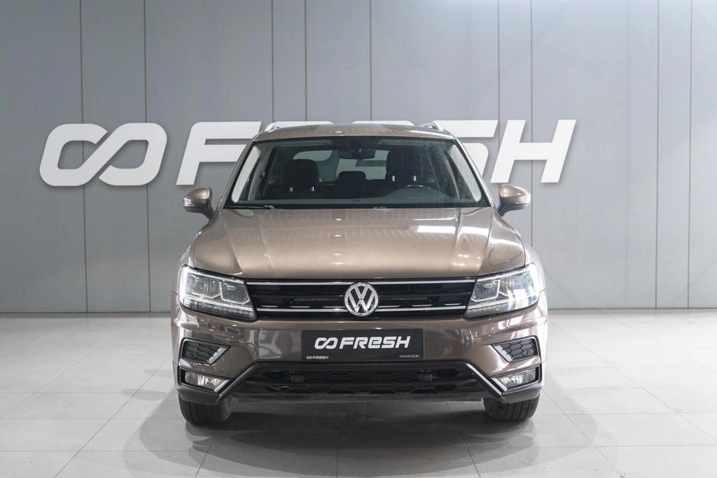 Внедорожник Volkswagen Tiguan 2018 года, 2099000 рублей, Петрозаводск