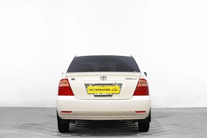 Седан Toyota Corolla 2005 года, 669000 рублей, Барнаул