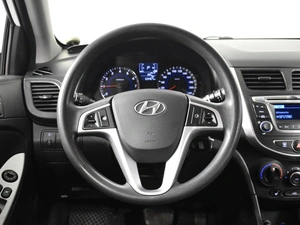 Седан Hyundai Solaris 2015 года, 1199900 рублей, Казань