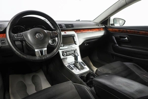 Седан Volkswagen Passat CC 2010 года, 1079000 рублей, Новосибирск
