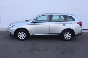 Внедорожник Mitsubishi Outlander 2019 года, 2030000 рублей, Брянск