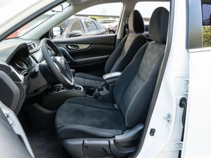 Внедорожник Nissan X-Trail 2017 года, 1690000 рублей, Волгоград