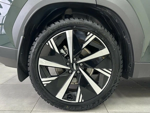 Внедорожник Geely Atlas 2024 года, 2935500 рублей, Красноярск