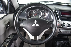 Пикап Mitsubishi L200 2012 года, 1599000 рублей, Пермь