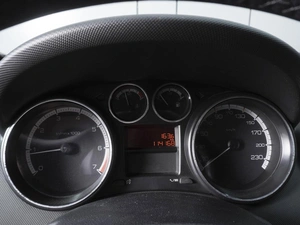 Хетчбэк Peugeot 308 2011 года, 699000 рублей, Ростов-на-Дону