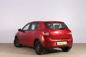 Хетчбэк Renault Sandero 2015 года, 779000 рублей, Новосибирск