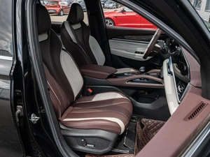 Внедорожник Geely Monjaro 2023 года, 3190000 рублей, Краснодар