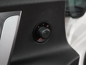 Хетчбэк Opel Astra 2012 года, 879000 рублей, Воронеж