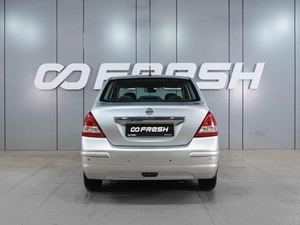 Седан Nissan Tiida 2010 года, 499000 рублей, Воронеж