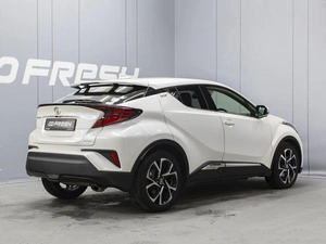 Внедорожник Toyota C-HR 2020 года, 1970000 рублей, Омск