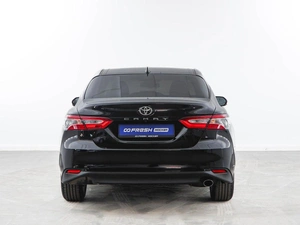 Седан Toyota Camry 2018 года, 2597077 рублей, Москва