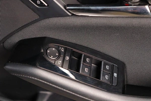 Хетчбэк Mazda 3 2021 года, 1859000 рублей, Тюмень