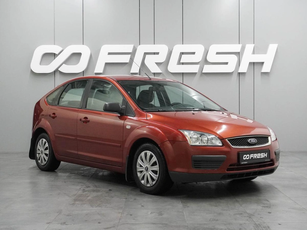Хетчбэк Ford Focus 2006 года, 529000 рублей, Воронеж