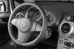 Хетчбэк Opel Corsa 2010 года, 479000 рублей, Тюмень