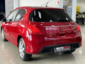Хетчбэк Peugeot 308 2011 года, 527000 рублей, Солонцы