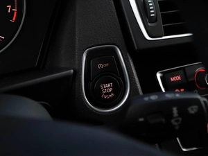 Хетчбэк BMW 1 серия 2017 года, 1735444 рублей, Москва