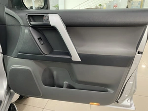 Внедорожник Toyota Land Cruiser Prado 2011 года, 2897000 рублей, Солонцы