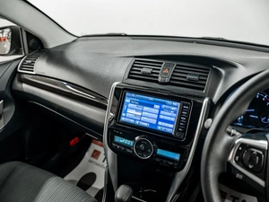 Седан Toyota Allion 2017 года, 1650000 рублей, Красноярск