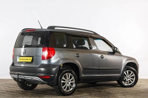 Внедорожник Skoda Yeti 2013 года, 729000 рублей, Тюмень