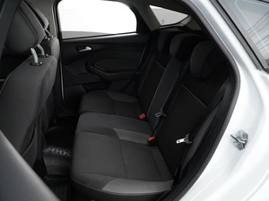 Хетчбэк Ford Focus 2012 года, 848077 рублей, Москва