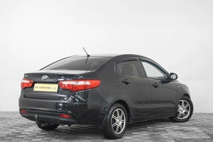 Седан Kia Rio 2013 года, 849000 рублей, Кемерово