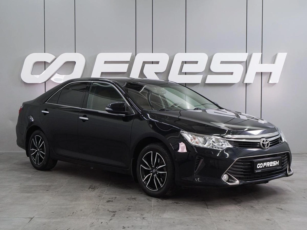 Седан Toyota Camry 2016 года, 2019040 рублей, Воронеж