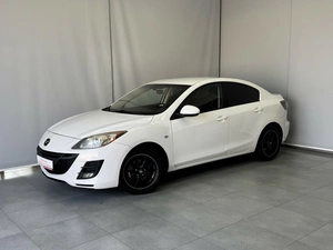 Седан Mazda 3 2011 года, 975000 рублей, Красноярск