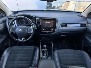 Внедорожник Mitsubishi Outlander 2022 года, 2960000 рублей, Ярославль