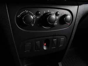 Седан Renault Logan 2020 года, 569000 рублей, Воронеж