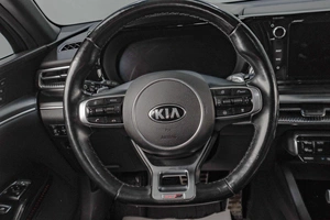 Седан Kia K5 2021 года, 3019000 рублей, Челябинск