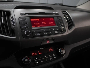 Внедорожник Kia Sportage 2012 года, 1365000 рублей, Омск