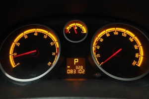 Хэтчбек Opel Corsa 2010 года, 715000 рублей, Курск