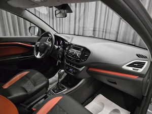 Универсал ВАЗ (LADA) Vesta 2020 года, 900000 рублей, Красноярск