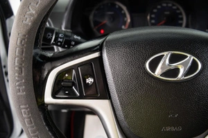 Седан Hyundai Solaris 2014 года, 999000 рублей, Пермь