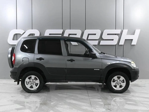 Внедорожник Chevrolet Niva 2016 года, 749000 рублей, Аксай