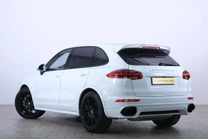 Внедорожник Porsche Cayenne S 2015 года, 3209000 рублей, Омск