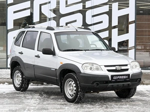 Внедорожник Chevrolet Niva 2010 года, 499000 рублей, Волгоград
