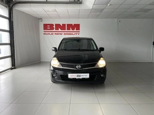 Хэтчбек Nissan Tiida 2013 года, 780000 рублей, Курск