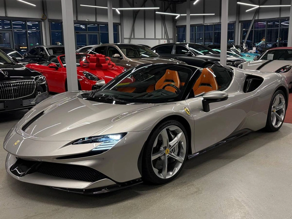 Купе Ferrari SF90 Stradale 2022 года, 42990000 рублей, Павловская Слобода