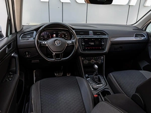 Внедорожник Volkswagen Tiguan 2018 года, 2015000 рублей, Краснодар