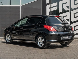 Хетчбэк Peugeot 308 2010 года, 550000 рублей, Краснодар