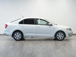 Лифтбек Skoda Rapid 2016 года, 779000 рублей, Саратов