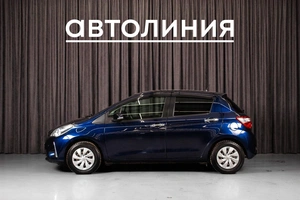 Хетчбэк Toyota Vitz 2018 года, 1089000 рублей, Красноярск