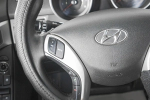 Седан Hyundai Avante 2011 года, 919000 рублей, Кемерово