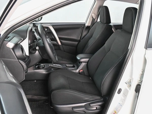 Внедорожник Toyota RAV4 2018 года, 2529000 рублей, Ростов-на-Дону