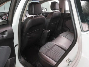 Хетчбэк Opel Astra 2013 года, 799000 рублей, Воронеж