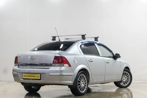 Седан Opel Astra 2010 года, 579000 рублей, Новокузнецк